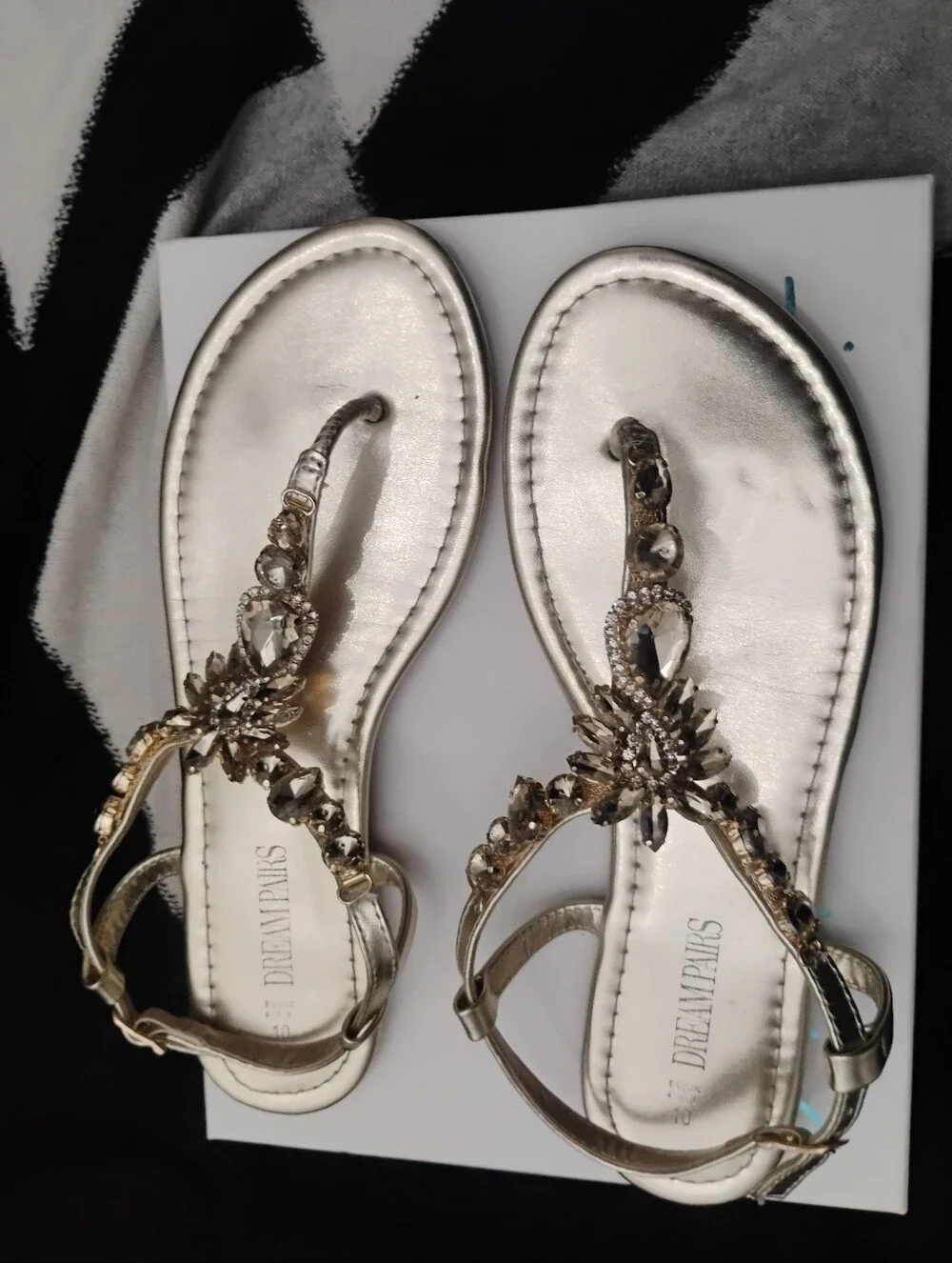 Bejeweled Gold Metallic T Strap Sandals by Dream Pairs Sz 10